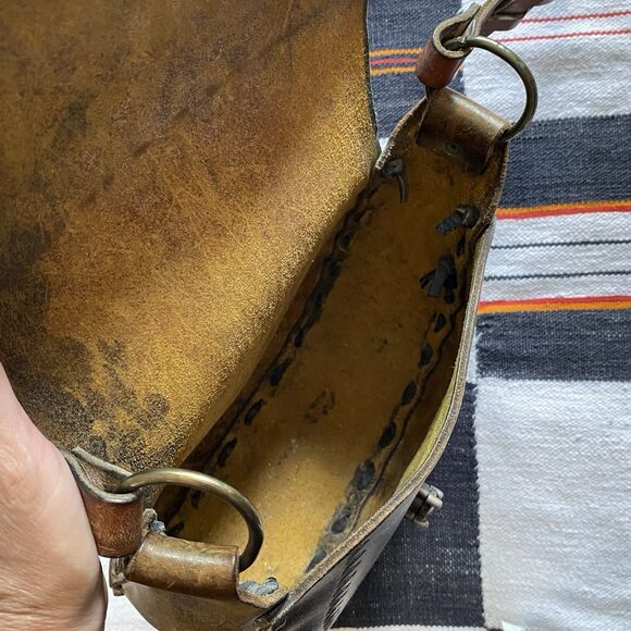 Vintage 70’s Stamped Tooled Leather Shoulder Bag Purse. Eye Of Horus. Bohemian. - Picture 8 of 16